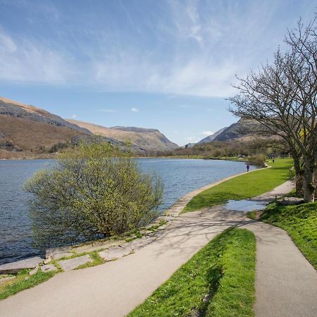 9 Ty Du Road Villa Caernarfon Dış mekan fotoğraf